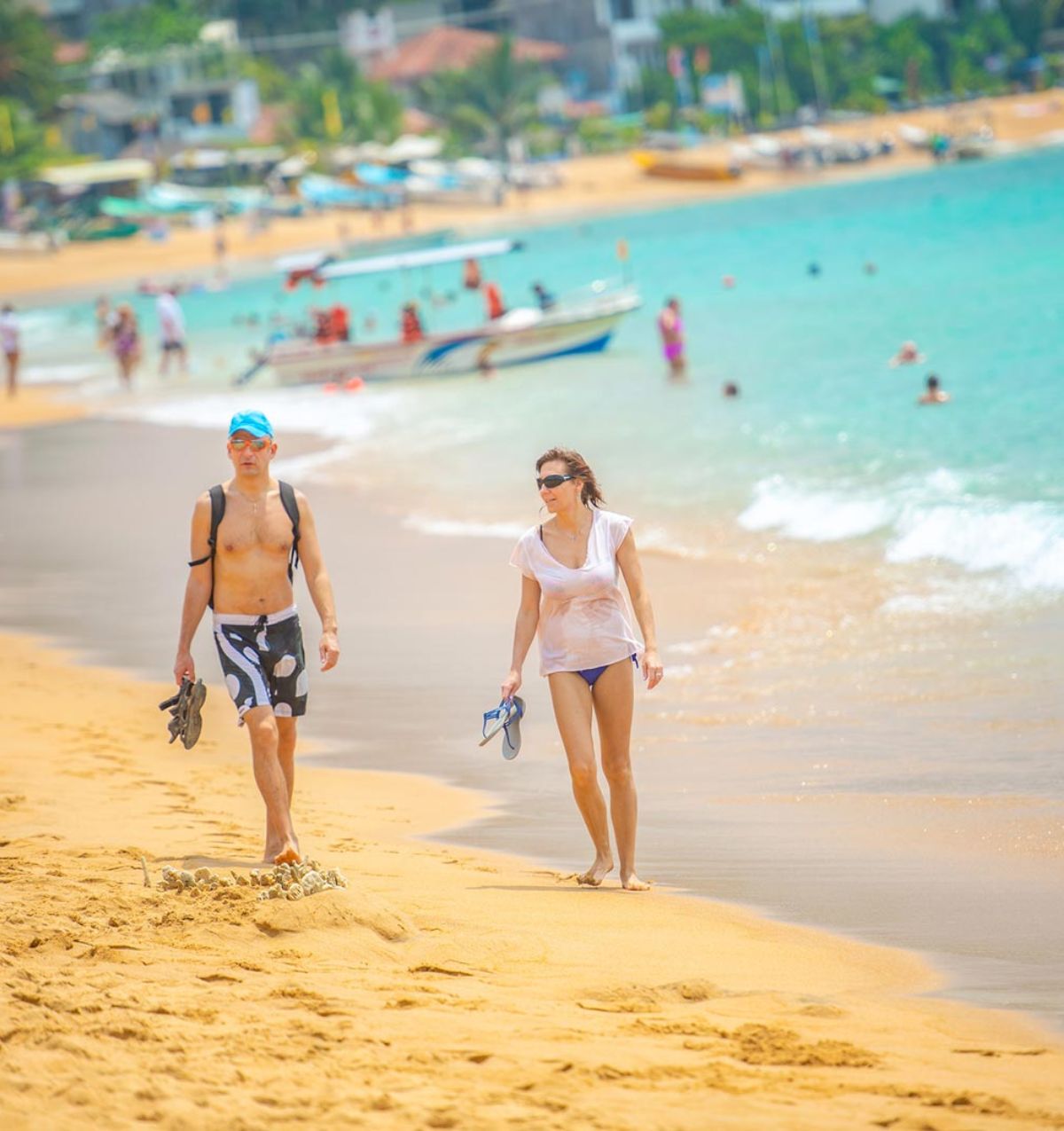 Beach-Tour-in-Sri-Lanka